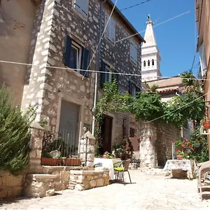 monte-apartman.in-istria.net/
