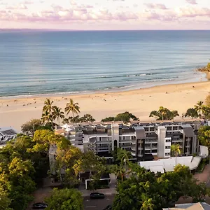 https://netanya-noosa.hotelssunshinecoast.net