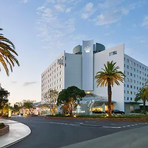 https://crown-promenade-perth.hotelsperth.org
